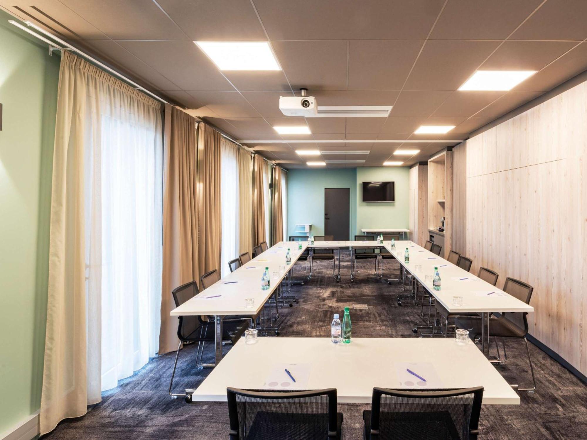 Novotel Saint-Etienne Centre Gare Chateaucreux Zewnętrze zdjęcie